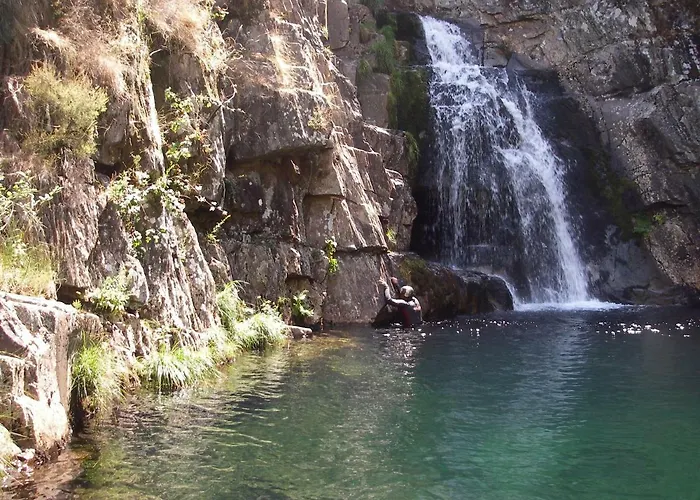 아파트 Casa Do Tanque T2 *